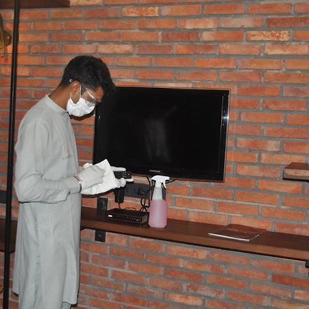 Virohaa Hotel New Delhi Eksteriør billede